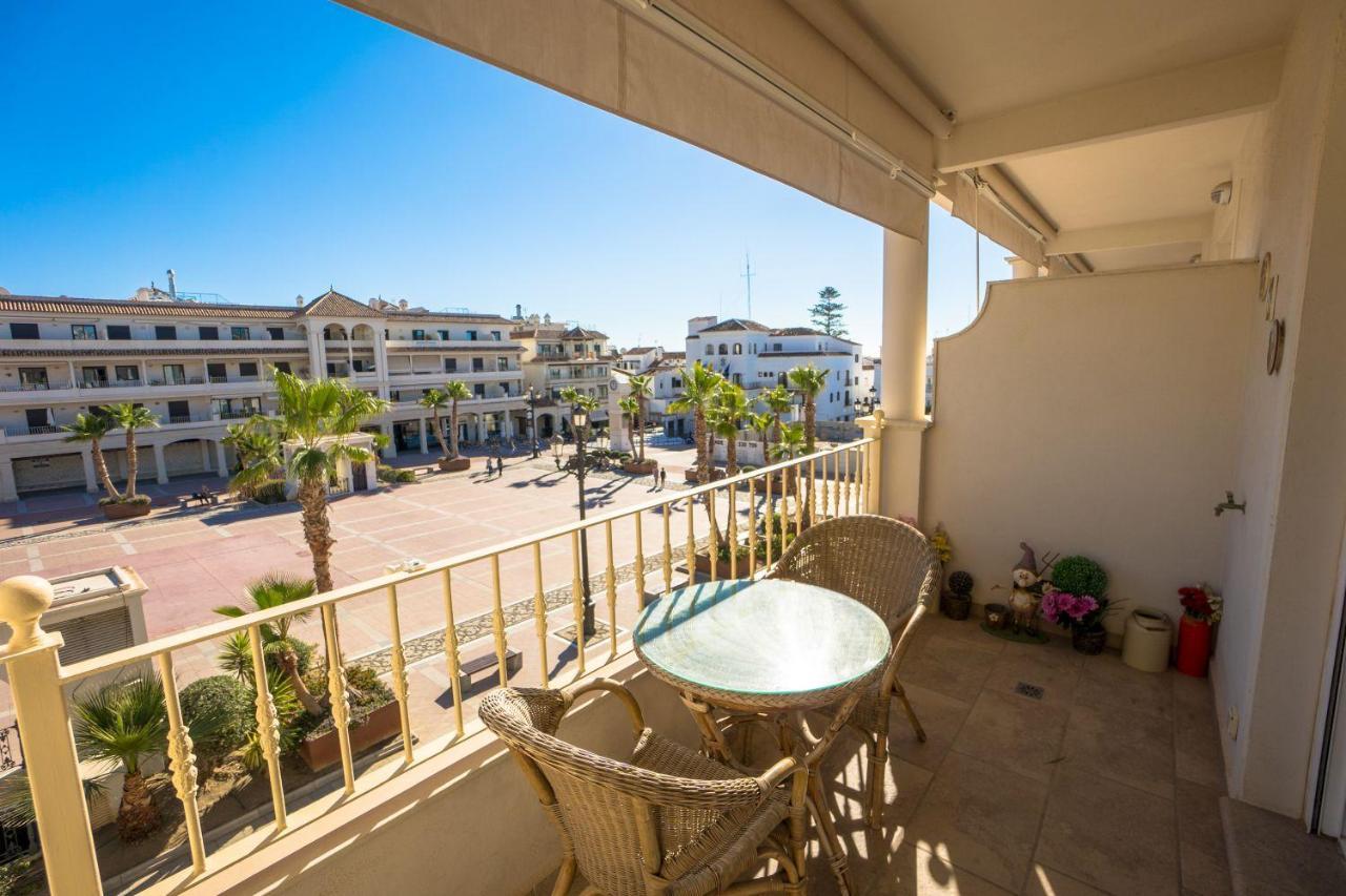 Plaza Espana, Paseo Nuevo 2B2D Menyber نيرخا المظهر الخارجي الصورة